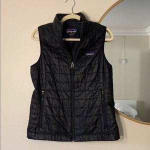 PATAGONIA BLACK PUFFER VEST
